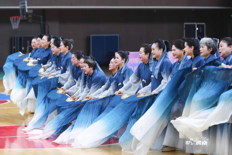 黄河岸畔灯火璀璨 渭南多彩民俗闹元宵_fororder_图片4