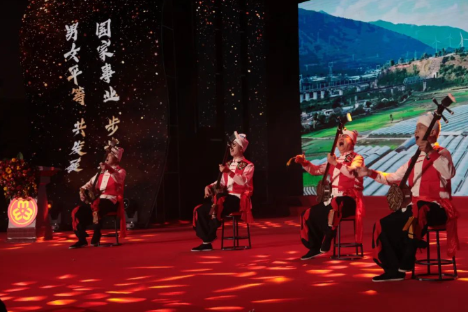 陕西省举行纪念“三八”国际妇女节115周年暨表彰大会_fororder_图片10