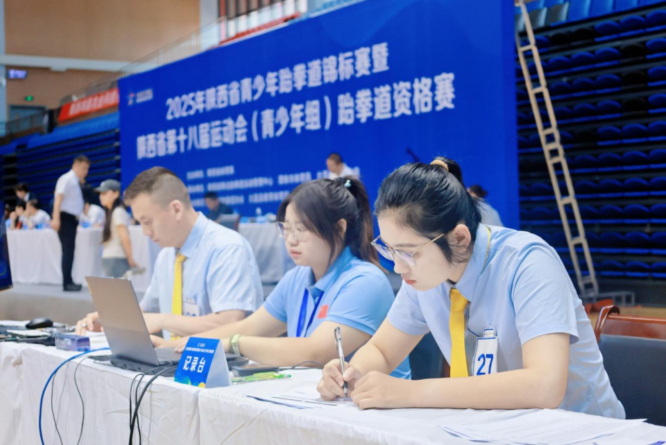 跆拳少年战大荔！ 陕西省青少年跆拳道锦标赛激情开赛_fororder_8