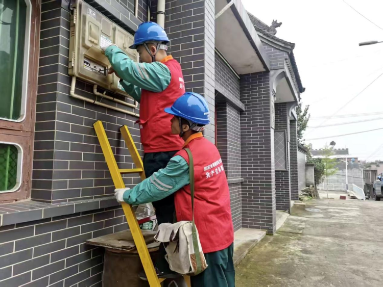 国网西安市长安区供电公司：秋检“加速度”全方位筑牢用电安全防线_fororder_图片2