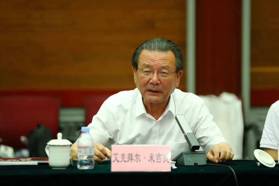 第十一、十二届全国政协委员、中国电影文学学会常务副会长艾克拜尔·米吉提：电影《长安·长安》吻合共建“一带一路”倡议的精神内核