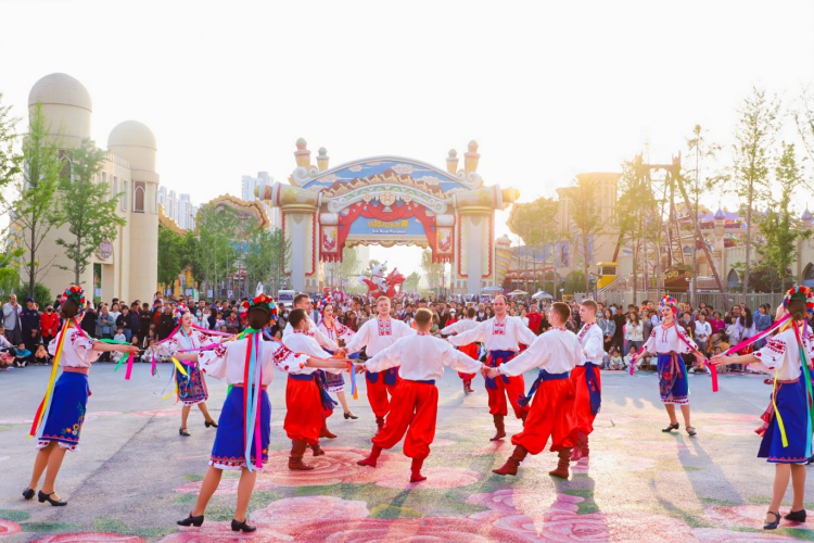 丝路欢乐世界开园2周年：文旅融合架设丝路金桥 国际交流共绘文化新篇_fororder_图片4