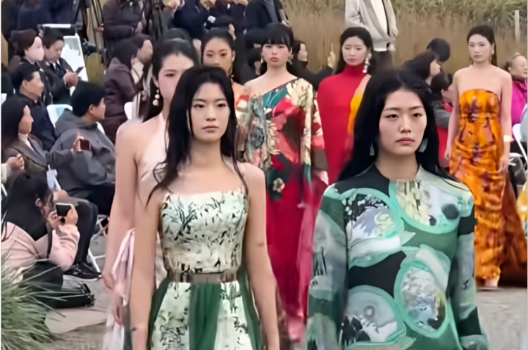 艺术融入自然 多维诠释秦岭生态与文化价值  “万物有灵 和鸣共声”秦岭生态主题文化活动在秦岭国家植物园盛大启幕_fororder_图片25