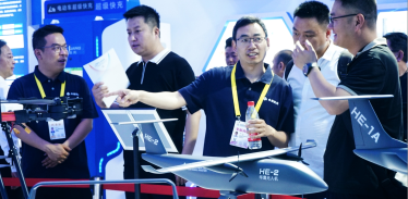 乘势“高飞”   第九届丝博会渭南展台含“新”量十足