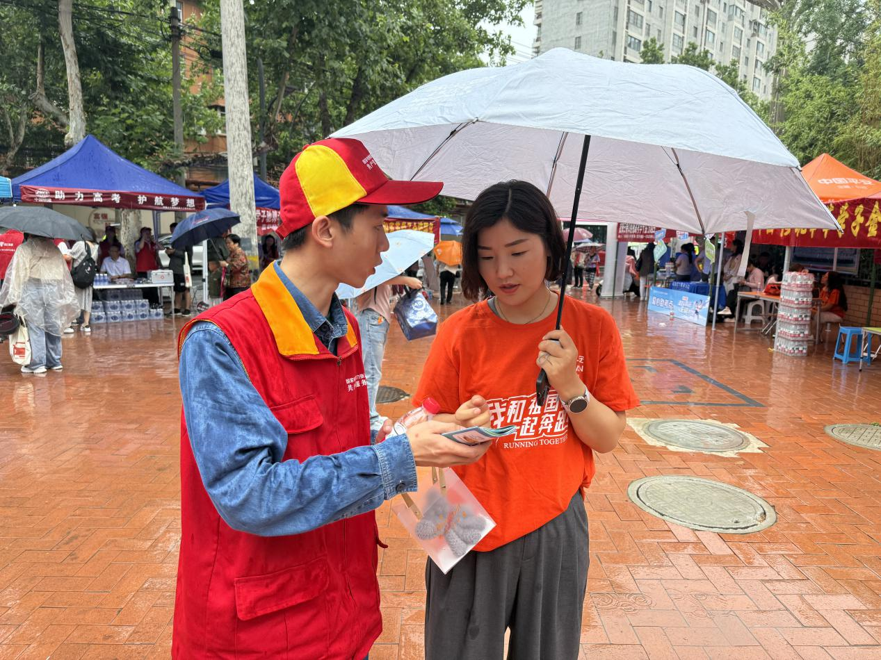 高考保电进入关键日 咸阳电网守护持续“在线”_fororder_图片43