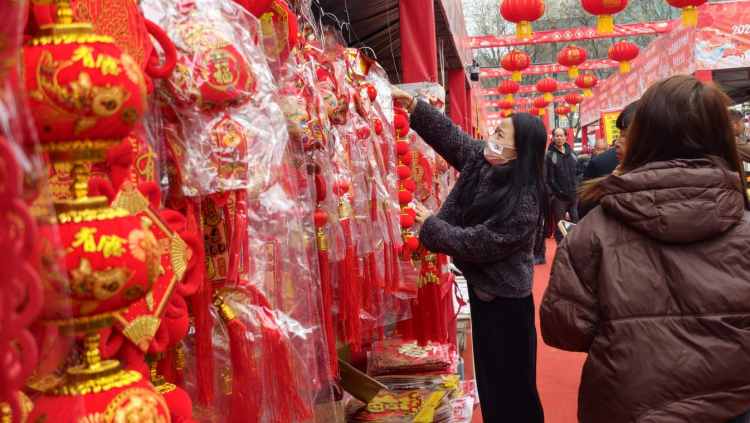 2026年渭南新春年货购物节暨非遗文化展启动_fororder_图片5