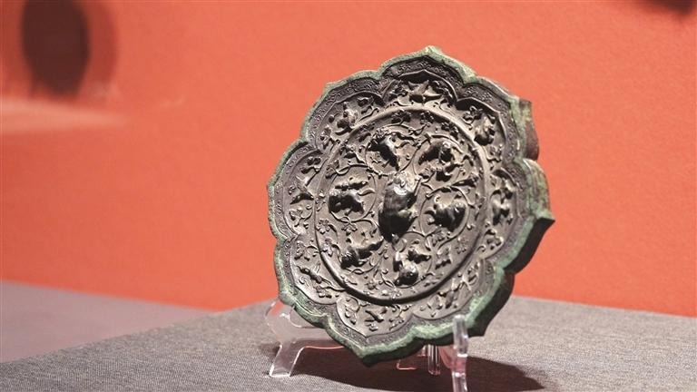 陕历博里触摸“草木芳华”_fororder_微信图片_20260325090823_1500_356