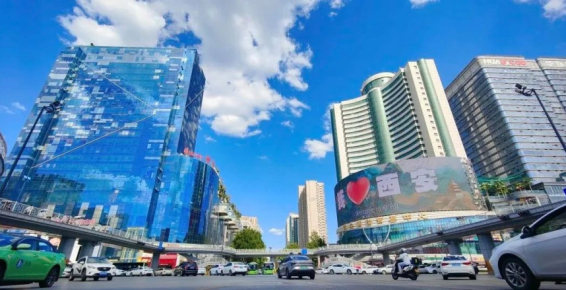 Yanta's Sky Goes Viral: Citizens Flood Feeds with Cloudscapes_fororder_微信图片_20260317162320_703_184