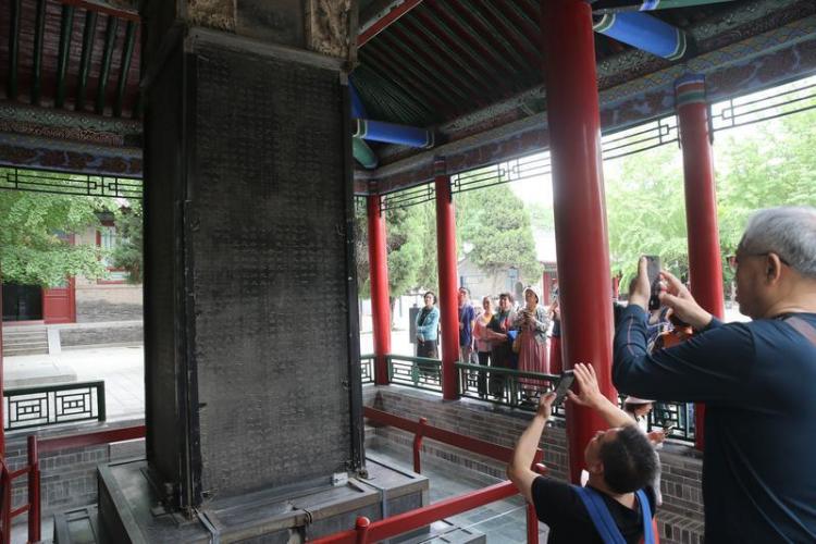 碑林博物馆改扩建后多件宝藏文物重磅亮相