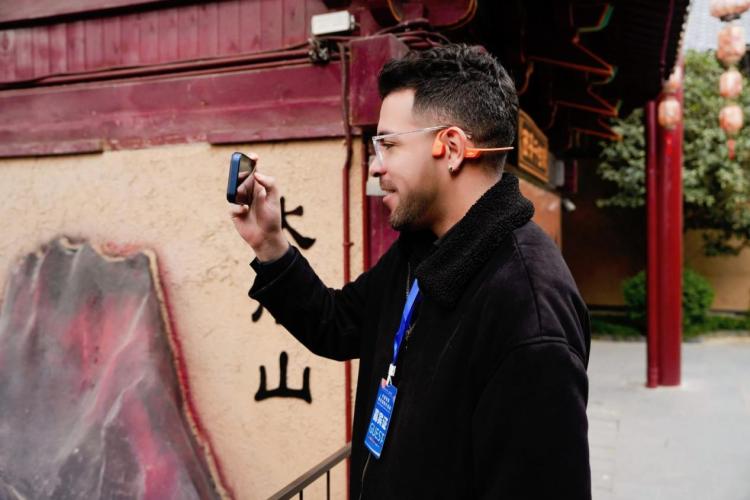 在西安看中国：外籍专家读懂“陆空联动 古今交融”开放新叙事_fororder_wps_doc_6