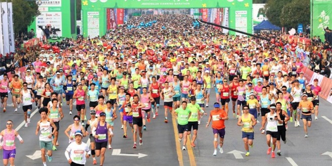 四万跑友掠过春天的咸宁仙桃荆州