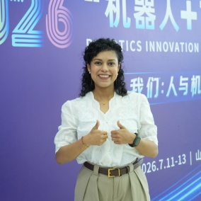 【2026打卡中国】危地马拉网红博主：中国智能制造水平日新月异_fororder_a98da9a647a2502f14fa8052b553f47e_副本