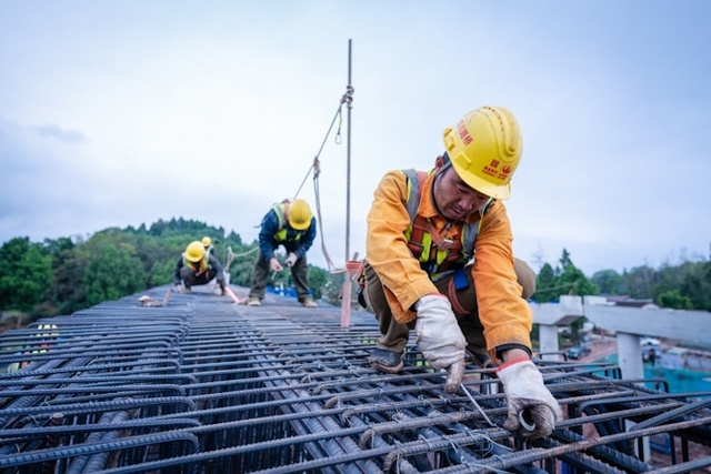 成渝高速扩容项目资阳段全面开工 成渝高速扩容项目资阳段全面开工