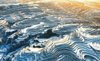 霍州：雪后梯田