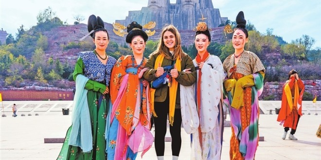 240小时过境免签政策实施一年 世界深度“种草”河南游