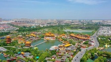 河南开封：雨后古城别样美