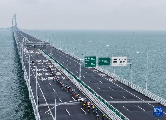飞阅粤港澳大湾区跨江跨海通道群