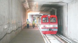 合肥新桥机场S1线“长轨贯通”_fororder_dc0689d7885a4c75a9a1eb10e92f2701.1599x1008.750x2147483647