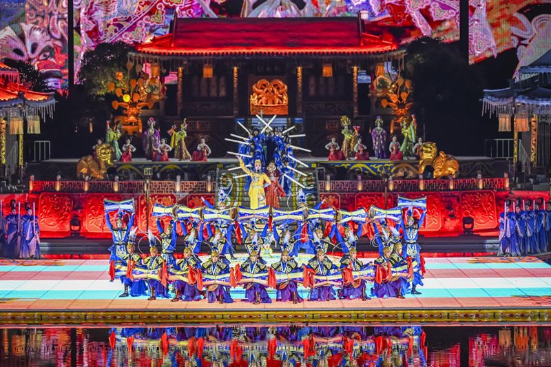 升级了!2024冰火《长恨歌》璀璨上演 升级了!2024冰火《长恨歌》璀璨上演