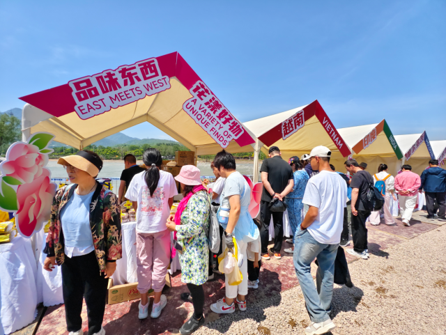 逛吃逛玩超满足！听游客分享 “品味东西・花漾好物” 市集的欢乐打卡体验_fororder_图片5