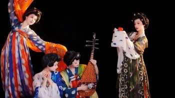 Fashion Show Presents Traditional Attire Recreated Through AI