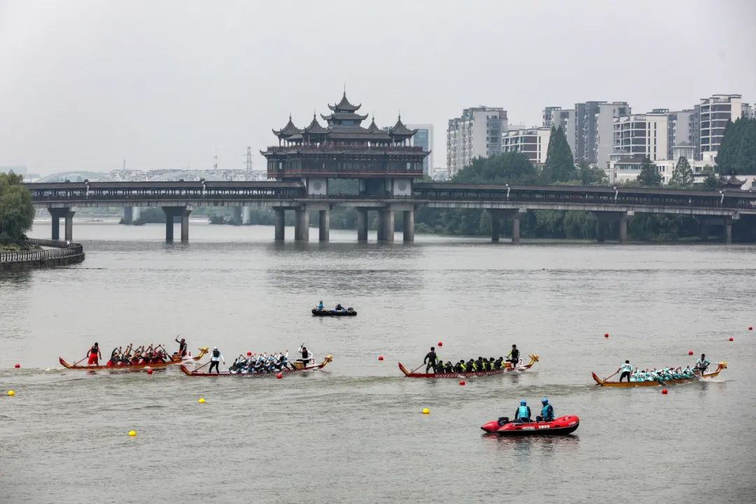 2025长三角绿水青山运动会新安江·龙舟赛暨屯溪区第四届国际龙舟邀请赛举行_fororder_图片6