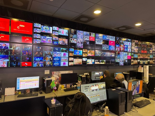 [Typical Case] Serbia · Development of End-to-End Intelligent Production and Broadcasting Cloud Platform for PinkTV_fororder_1.内容制作