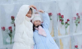 沈阳：冰封美景点燃冬日狂欢