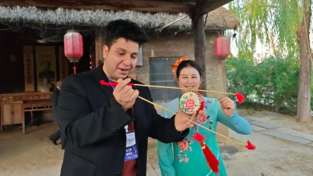 【2025打卡中国】敢为人先！外国博主：小岗村的变化就是中国人民追求美好生活的缩影