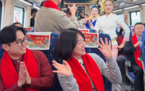 从云南出发 |太惊喜！老挝博主体验在中老列车上过春节_fororder_1