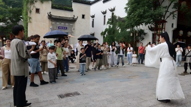山水揽胜醉游人 黄山尽显文旅魅力