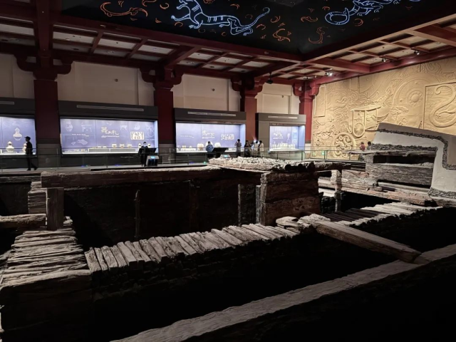 视频里的“北京范儿”——大葆台遗址博物馆来了网络大V联盟_fororder_图片2