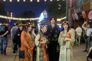 日本青少年访豫 沉浸式体验洛阳文旅融合新活力_fororder_8d900de822184e8faa2e3dd72225d45d.900x600