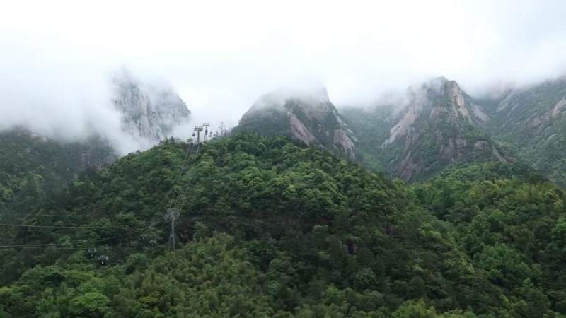 黄山：奇峰揽胜景 古镇品徽韵（组图）