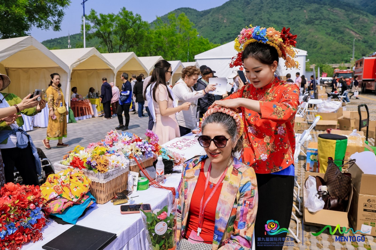 游客必打卡！“品味东西・花漾好物” 市集解锁花样逛玩新体验（组图）_fororder_图片2