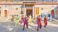 福州上下杭：永春白鹤拳表演吸引市民游客目光