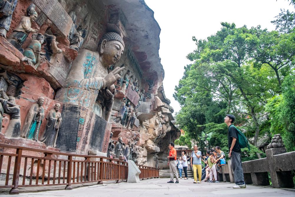 重庆：科技赋能大足石刻 注入新活力