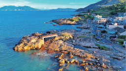 宁德福鼎：夏日旅游经济火爆 奏响山海新乐章_fororder_ddf6f6be16cc4cc281bf61e73e9f059b.1000x667.960x2147483647
