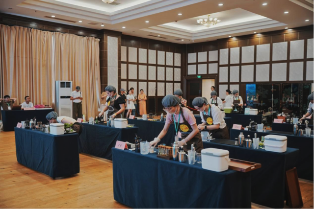 黄山市屯溪区：长三角调饮师同台竞技  徽州百工尽显风采_fororder_1