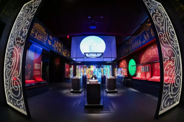 视频里的“北京范儿”——大葆台遗址博物馆来了网络大V联盟_fororder_图片5