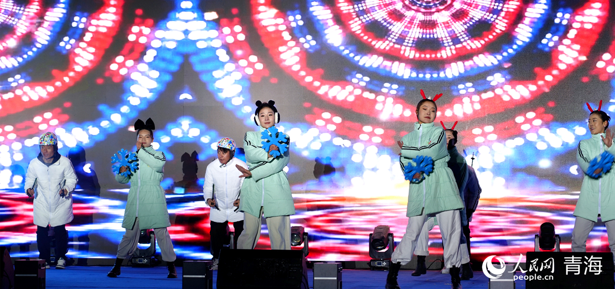 游圣湖 泡温泉……青海海晏冬季旅游活动启动 游圣湖 泡温泉……青海海晏冬季旅游活动启动
