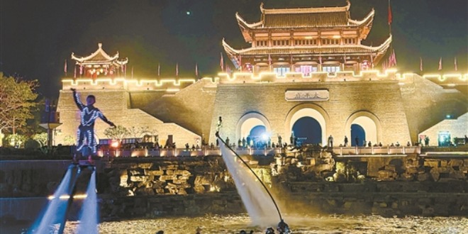 崇左太平古城：“壶”里乾坤烟火色