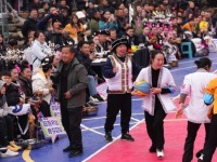 9支“景区代表队”同场竞技：一场篮球赛串联起贵州黄金旅游线