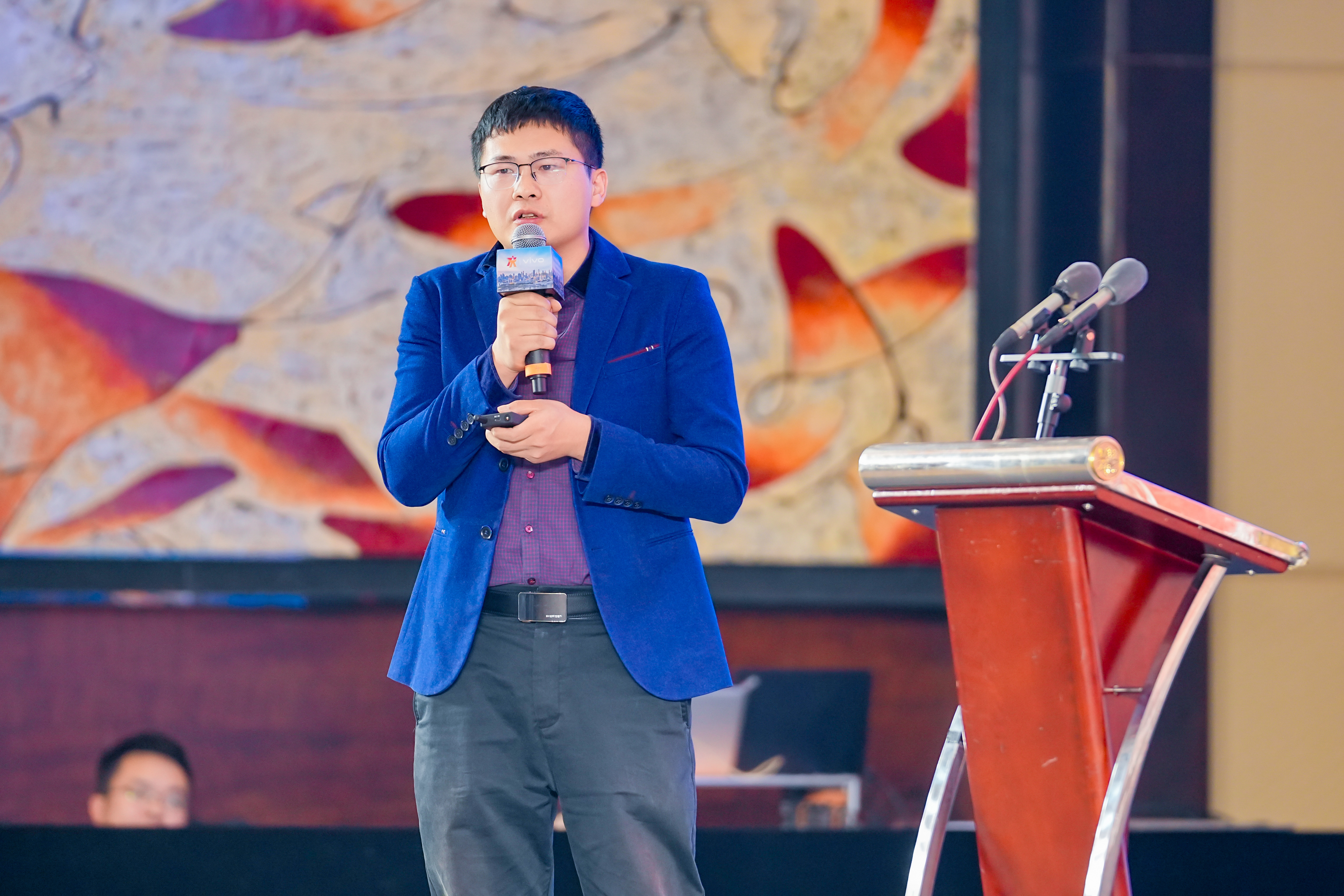 网聚指尖力量 点亮网络公益——“vivo拍拍?新重庆”城市影像网络公益活动在重庆启动 网聚指尖力量 点亮网络公益——“vivo拍拍?新重庆”城市影像网络公益活动在重庆启动