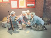 福州：在实景展厅重“走”长征路