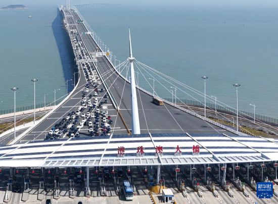 飞阅粤港澳大湾区跨江跨海通道群