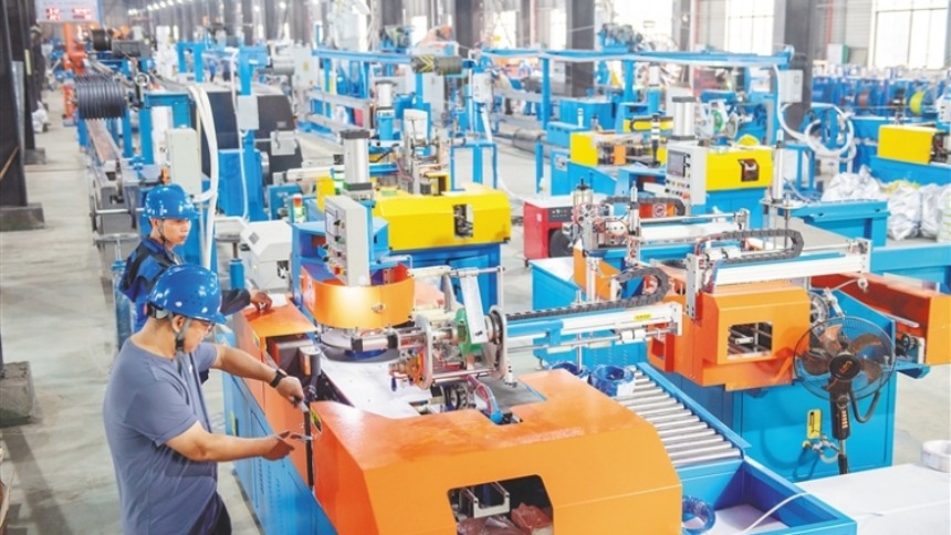 海口综保区万信达线缆开足马力赶订单