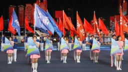 第二届全国全民健身大赛山东青岛开幕 参赛人数超18万