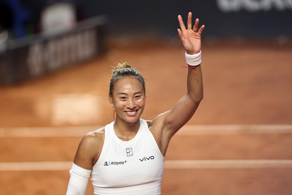 郑钦文晋级WTA1000罗马站女单八强 将再战萨巴伦卡