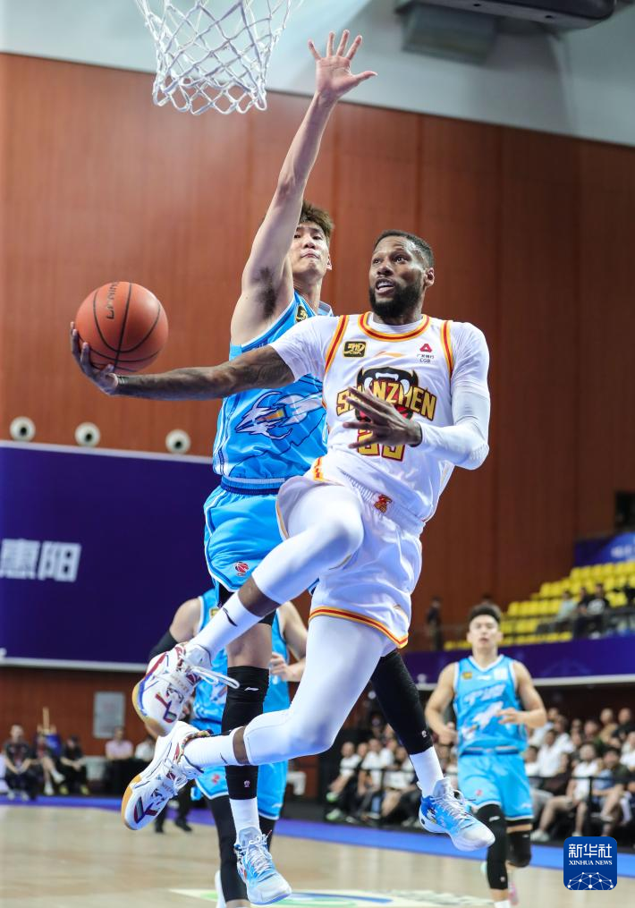 CBA俱乐部杯赛：深圳马可波罗胜宁波町渥